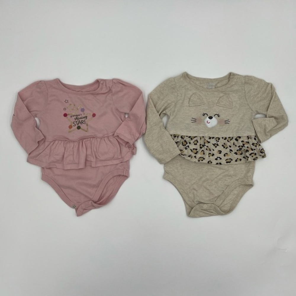 LOT OF 4 Onesies (18 months)